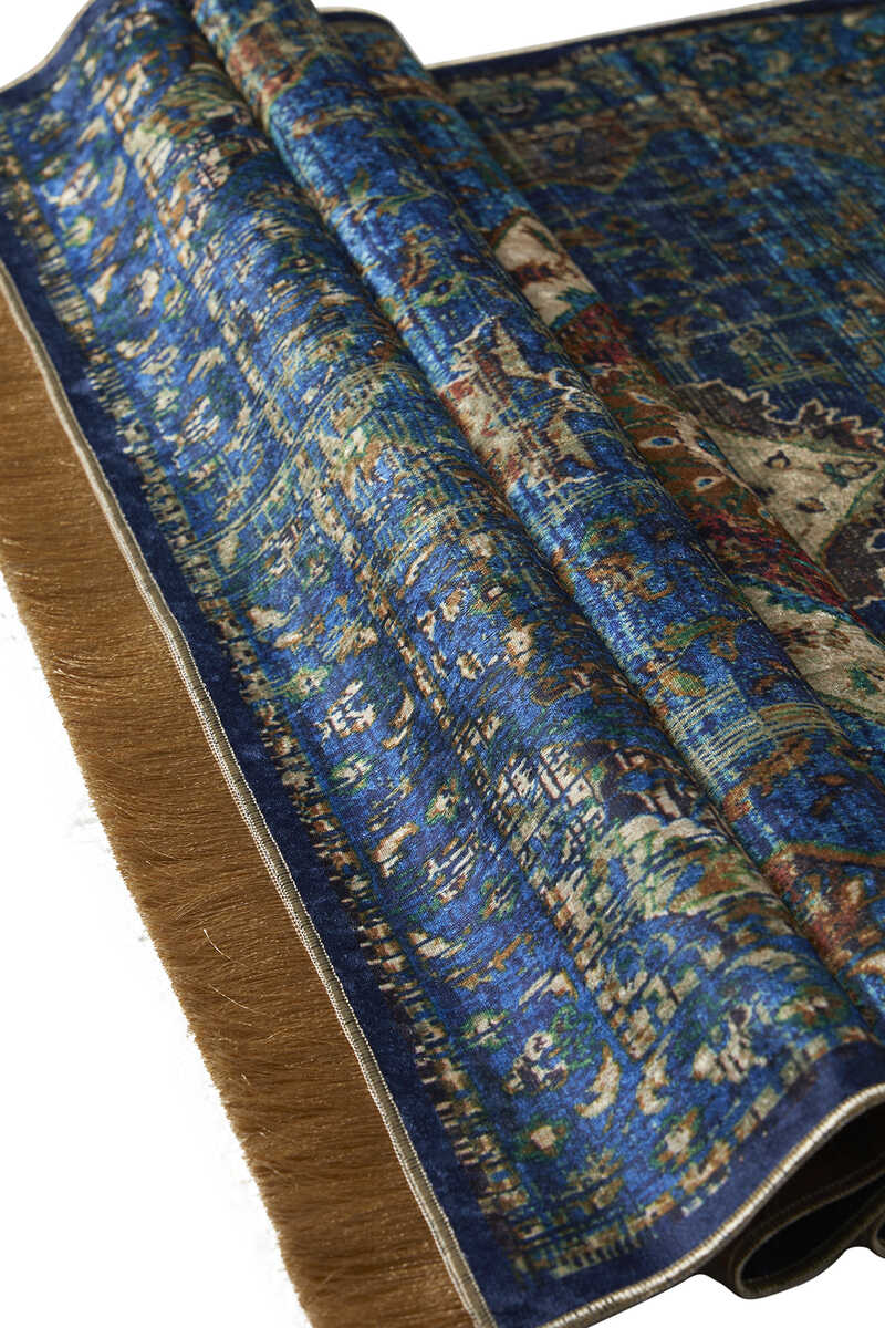 Dark blue velvet prayer mat