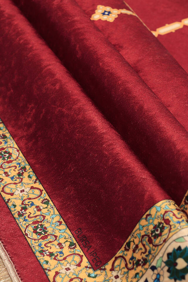 Burgundy velvet prayer mat