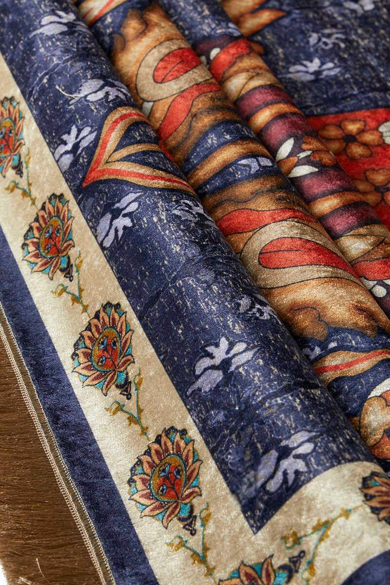 Turquoise Velvet Prayer Mat