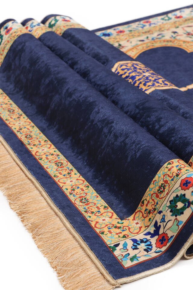 Blue velvet prayer mat