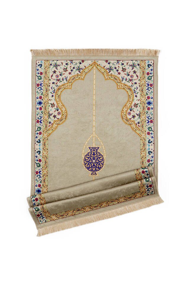 Beige velvet prayer mat
